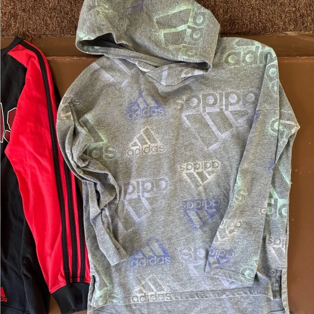 2 Adidas Kids' Long Sleeve T-shirts. Youth M (10/12)
